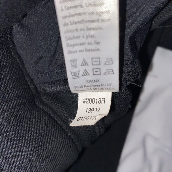 Spanx Jean-ish Ankle Leggings Womens Sz M Black Pull On Stretch Shaping - Picture 9 of 9